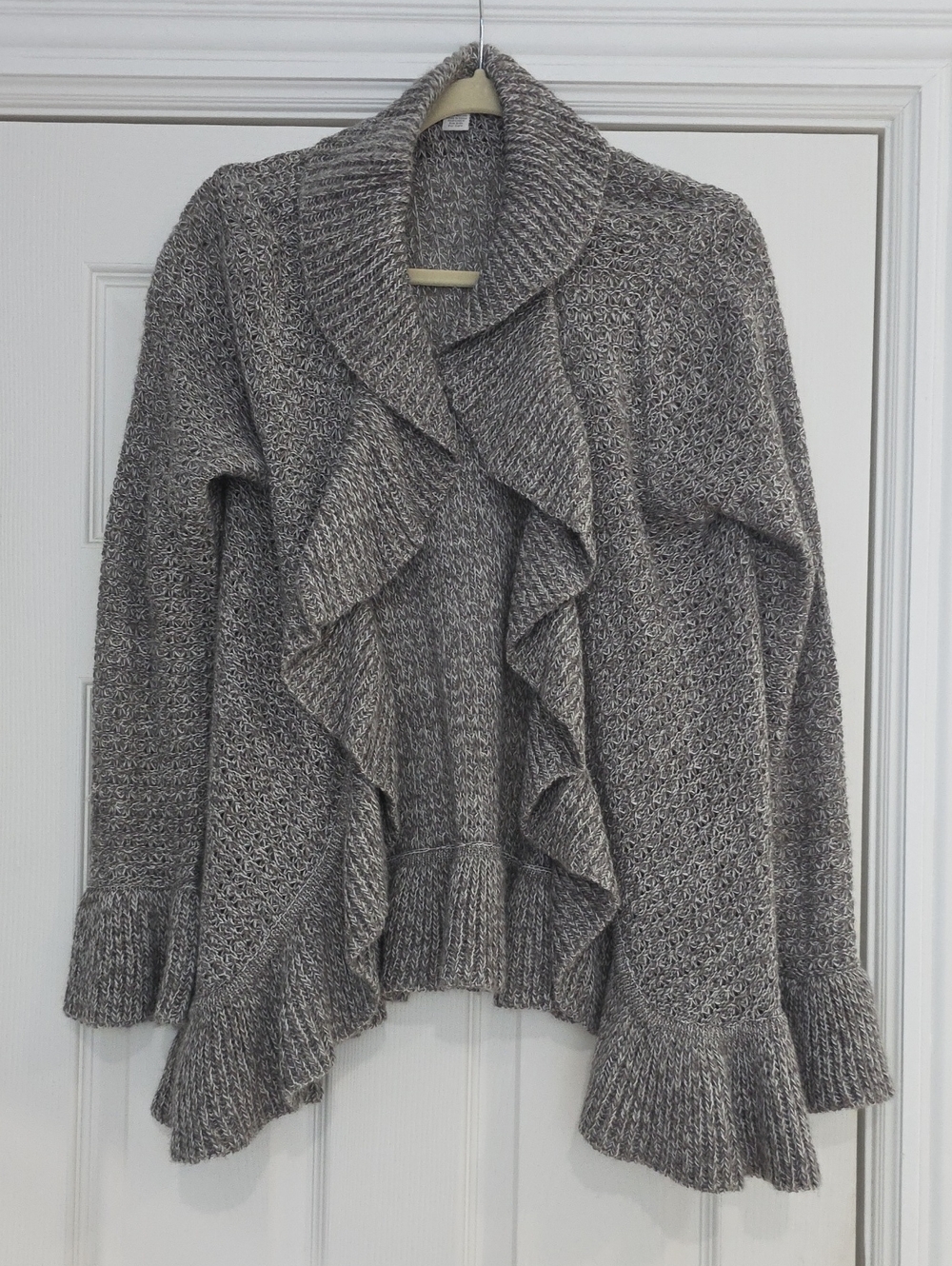 Ruffled Open-Front Cardigan Sweater in Heather Gray
